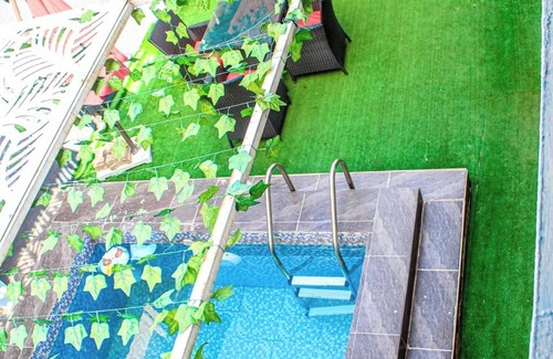 Alimosho Apartamento | Luxurious 3-bedroom Apartment in Heart of Lagos