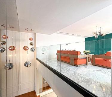 Quartier Mozart Apartamento | Luxurious 3-Bedroom Penthouse, Private Elevator, Breathtaking Views
