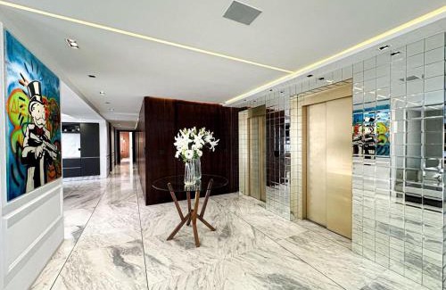 Quartier Mozart Apartamento | Luxurious 3-Bedroom Penthouse, Private Elevator, Breathtaking Views