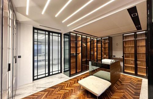 Quartier Mozart Apartamento | Luxurious 3-Bedroom Penthouse, Private Elevator, Breathtaking Views