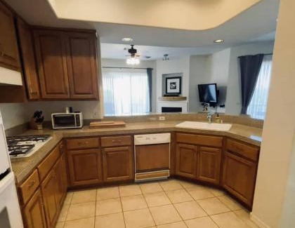 Fountain Hills Apartamento | Luxurious 3 BR & 3 BA Condo with Spectacular Views