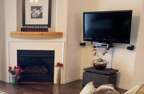 Fountain Hills Apartamento | Luxurious 3 BR & 3 BA Condo with Spectacular Views