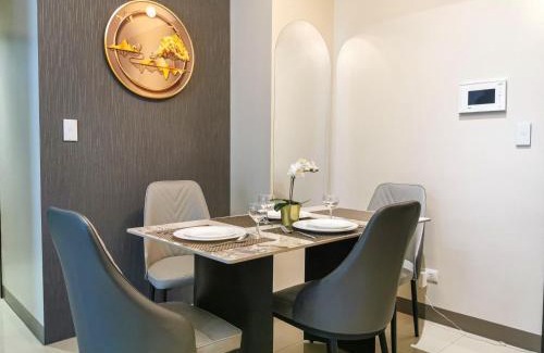 Tambo Apartamento | Luxurious 3 BR near Okada