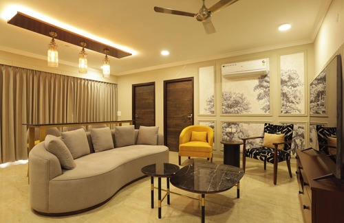 Jaipur District Apartamento | Luxurious 3BHK Apartment with Balcony, City View & Modern Amenities