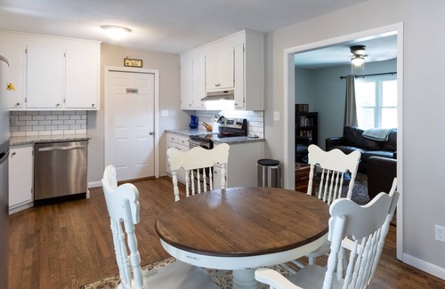Westover Casa | Luxurious 3BR House near Fort Bragg