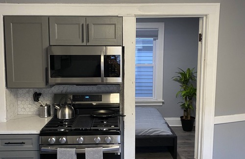Brighton Park Apartamento | Luxurious 3Br with parking on premises 🌔