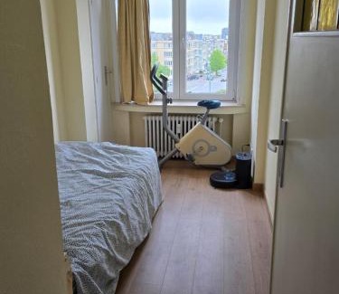 Sint-Lambrechts-Woluwe Apartamento | Luxurious 4