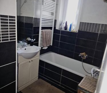 Sint-Lambrechts-Woluwe Apartamento | Luxurious 4