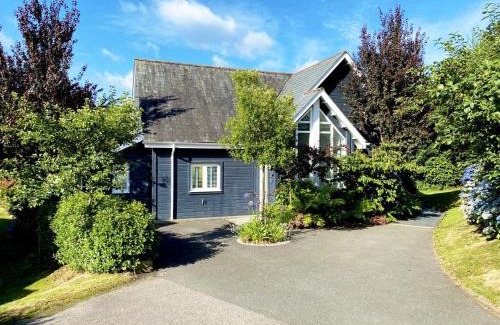 St Austell Casa | Luxurious 4 Bedroom New England Style Villa - Trewhiddle V9