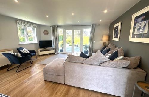 St Austell Casa | Luxurious 4 Bedroom New England Style Villa - Trewhiddle V14