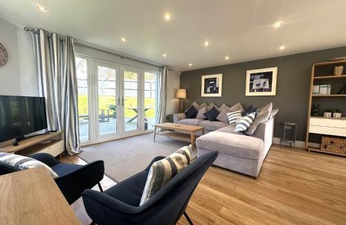 St Austell Casa | Luxurious 4 Bedroom New England Style Villa - Trewhiddle V14