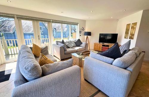 St Austell Casa | Luxurious 4 Bedroom New England Style Villa - Trewhiddle Villa 30