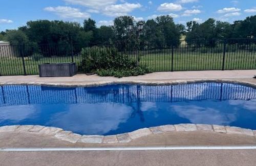 Kingsbury Casa | Luxurious 4-Bedroom Oasis with Private Pool