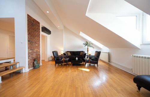 Dorcol Apartamento | Luxurious 4-Bedroom Penthouse Duplex in the Heart of Belgrade