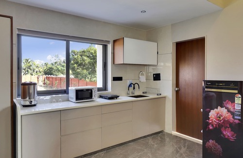 Baradia Villa | Luxurious 4 BHK Villa surronded by Greenary Entire Villa with Kitchen