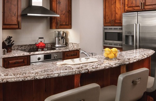 Vail Apartamento | Luxurious 4 BR, 4.5 bath condo in heart of Vail at the Ritz Carlton Club Vail