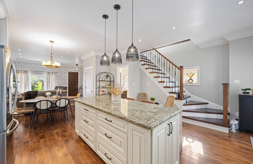Broadview North Casa | Luxurious 5BR-4WR Home in Downtown Toronto – Modern, Spacious & Cozy Retreat!