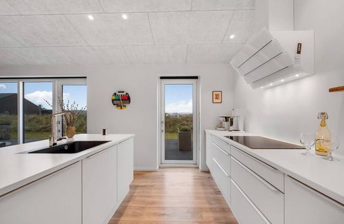 Sondervig Cabaña | Luxurious 8-person house with a spacious outdoor spa - 1003