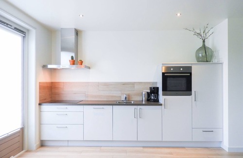 Grijpskerke Casa | Luxurious 8-person holiday apartment with free Internet in Grijpskerke, Walcheren