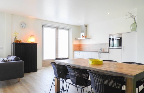 Grijpskerke Casa | Luxurious 8-person holiday apartment with free Internet in Grijpskerke, Walcheren