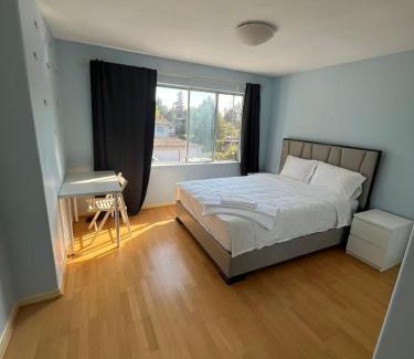 Kerrisdale Casa | Luxurious and quiet room in Vancouver's West End