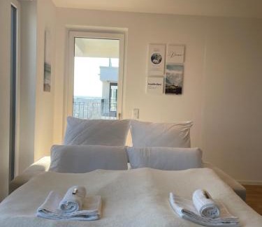 Schoenefeld Apartamento | Luxurious and stylish apartment at BER Airport