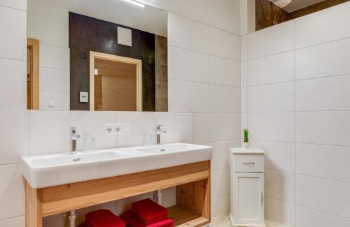 Wald im Pinzgau Apartamento | Luxurious apartment with sauna in Königsleiten