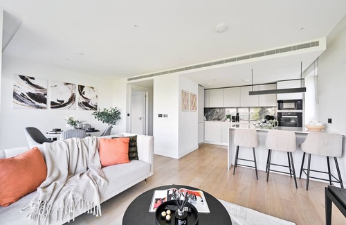 White City Apartamento | Luxurious Apartment 2 Bed & 2 Bath - 15min To Central London