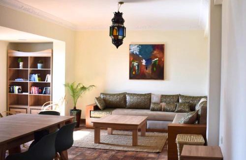 Tetouan Apartamento | Luxurious apartment at top location with scenic mountain view