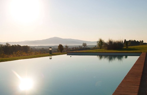 Marciano della Chiana Apartamento | Lujoso Apartamento En Renovado Borgo Auténtico Con piscina