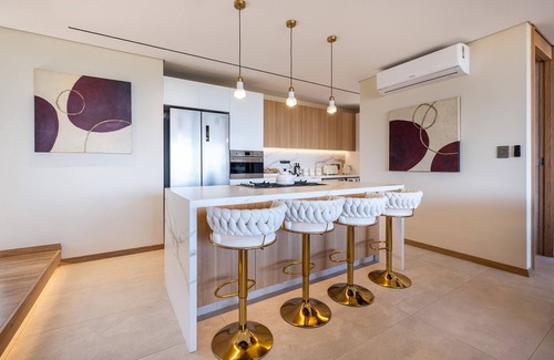 Salt Rock Apartamento | Luxurious Apartment in Ballito