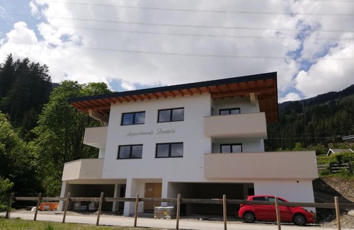 Fuegenberg Apartamento | Luxurious Apartment in F genberg with Sauna