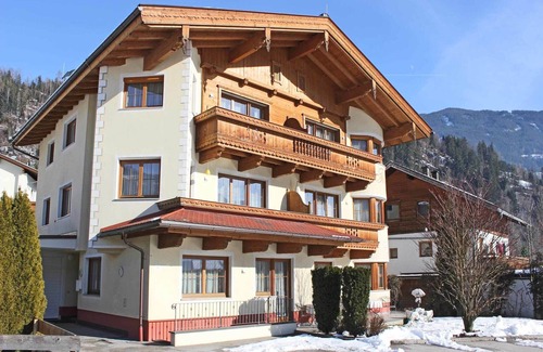 Stumm Apartamento | Apartamento de lujo en Kaltenbach con Saana
