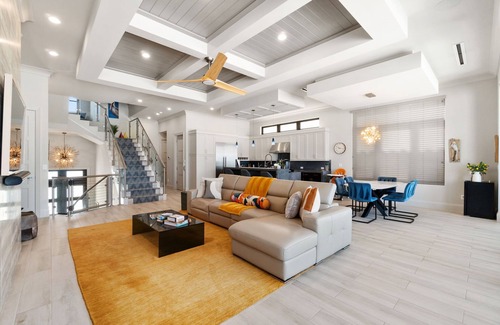 Mid Island Villa | Luxurious Beachfront Vacation Getaway | 4-Bedroom, 4.5-Bath w/ Heated Pool & Spa | Sleeps 12