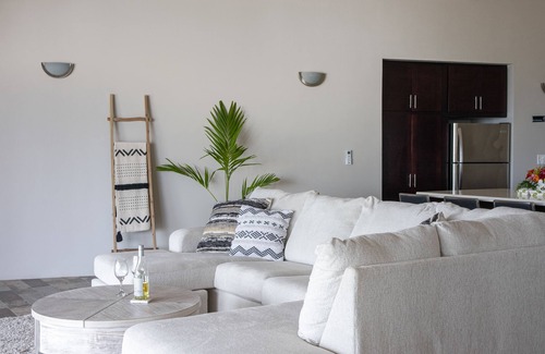 San Pedro Villa | Villa de lujo frente a la playa recientemente renovada