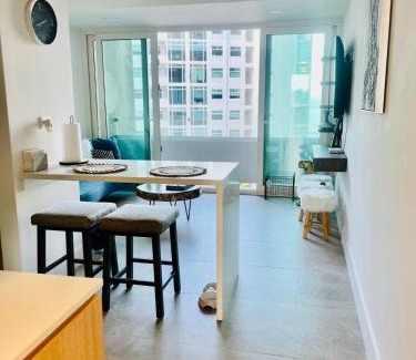 Costa de Oro Apartamento | Luxurious Beach Front Condo in Playas Tijuana