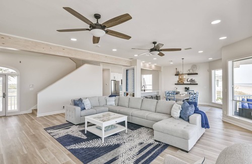 Sands Of Kahala Beach Casa | Luxurious Beach Front vacation home perfect for large groups, with elevator.