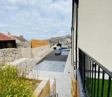 Portland Casa | Luxurious Beach House Chesil Beach. Sleeps 6