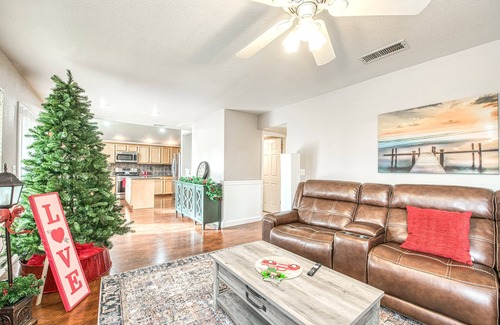 Raisin Casa | Luxurious Beautiful Home in Clovis with Pool