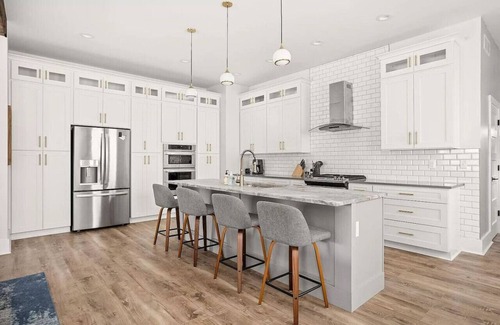 Meridian-Kessler Casa | Luxurious Broad Ripple Home