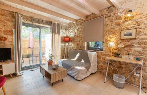 Ipsos Villa | Luxurious bungalow in Ipsos beach