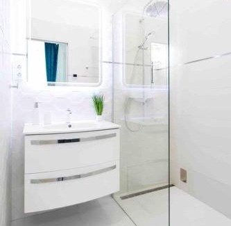 Ujlipotvaros Apartamento | Luxurious Central King and Queen Bed Park4Free