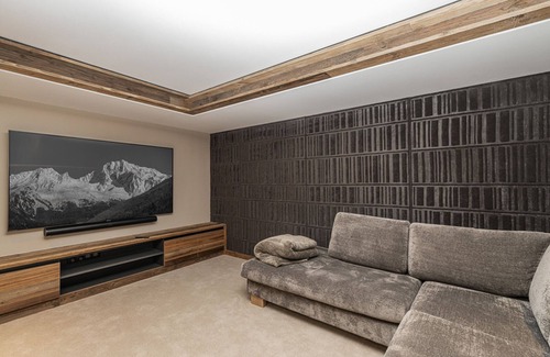 Le Praz Chalet De Esquí | Espectacular chalet cerca de pistas con piscina, sauna y servicios de alto nivel en Courchevel