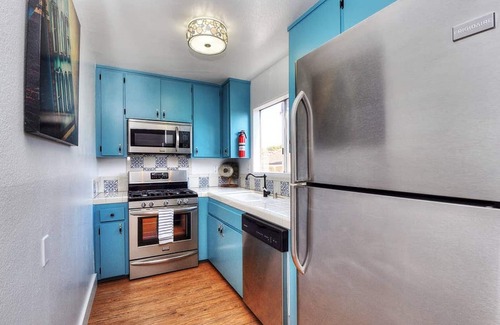 Dana Point Apartamento | Luxurious coastal condo with amazing backyard