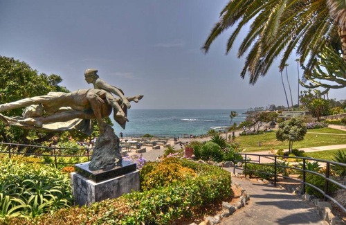 Dana Point Apartamento | Luxurious coastal condo with amazing backyard