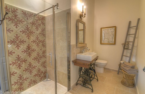 Uzes Apartamento | Precioso apartamento en la Place aux Herbes