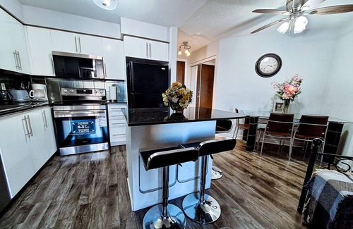 Downtown Mississauga Condominio | Condominio de lujo cerca de la Plaza de la Celebración