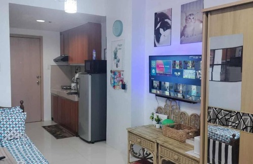South Triangle Condominio | Luxurious Condo in Quezon City With Private Pool and City Views