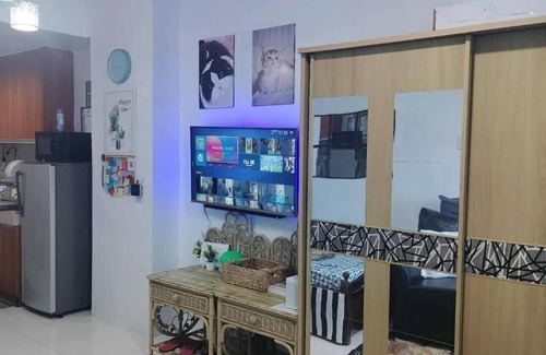 South Triangle Condominio | Luxurious Condo in Quezon City With Private Pool and City Views