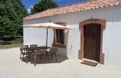 Lousa Casa | Luxurious cottage at Quinta do Areal country house